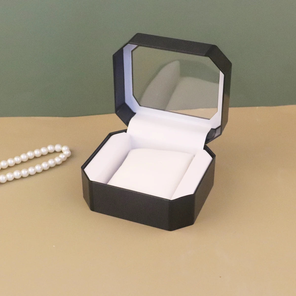 High-End European Men's Acrylic Watch Display Box