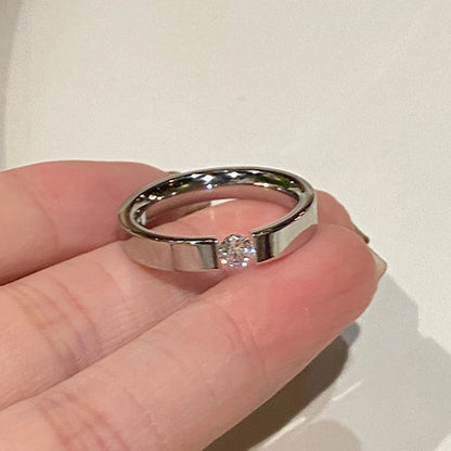 Classic Round Zircon Stainless Steel Ring for Women