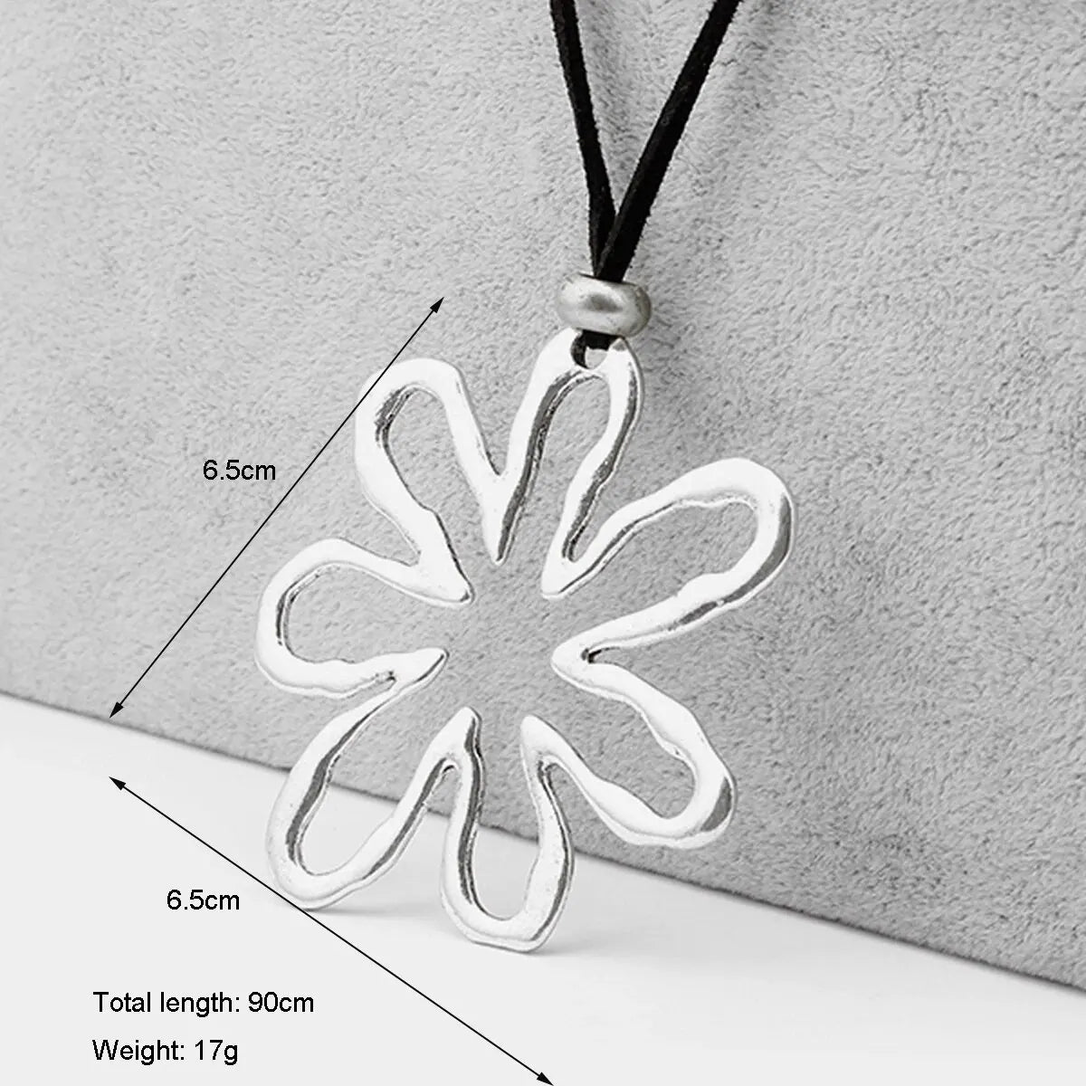 Simple Retro Hollowed-Out Petal Necklace