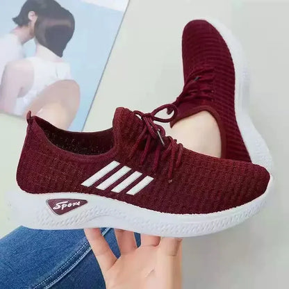 Trendy Women's Mesh Low-Top Running Sneakers