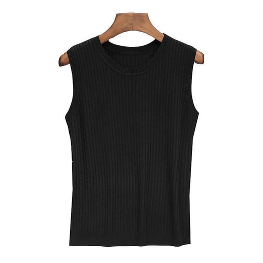 Women’s Sleeveless Knitted Blouse